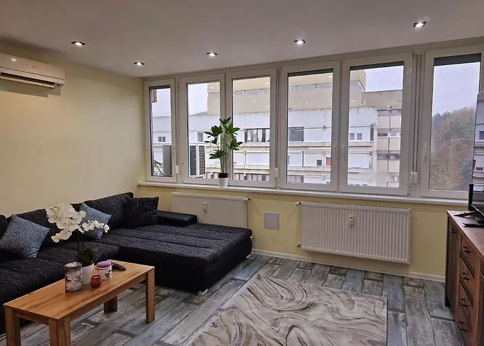 Urban Loft Apartment Salgotarjan